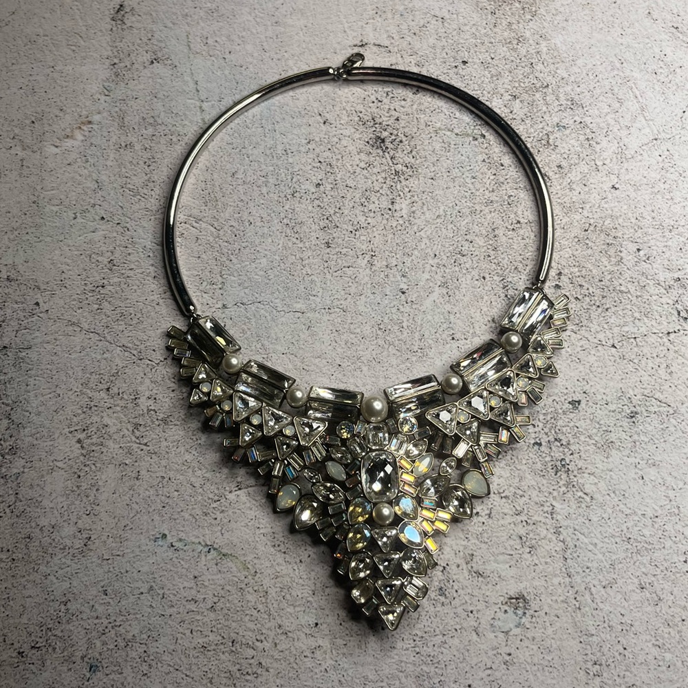 SWAROVSKI Statement necklace